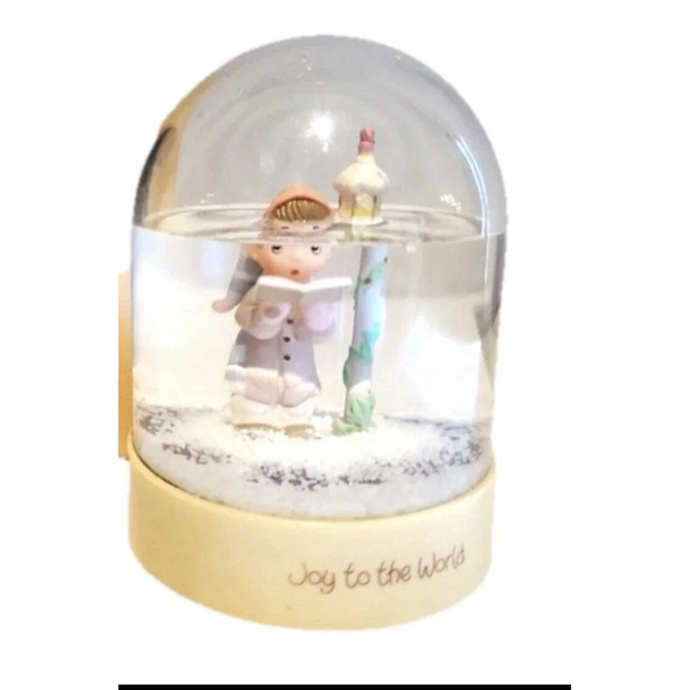 Precious Moments 1983 Joy To The World Water Dome E-8767 Size 4.5